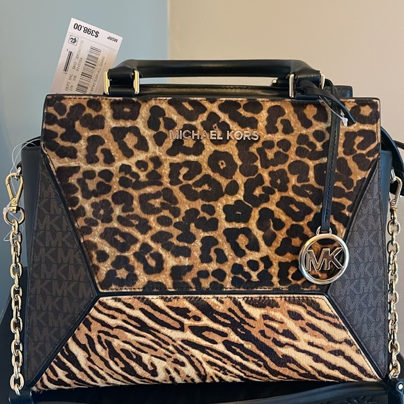 Michael Kors Purse/Leopard Print - Picture 4 of 4